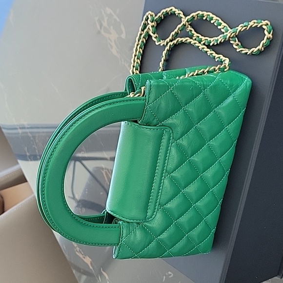 Chanel  newest  24A mini shopping bag - Picture 2 of 8